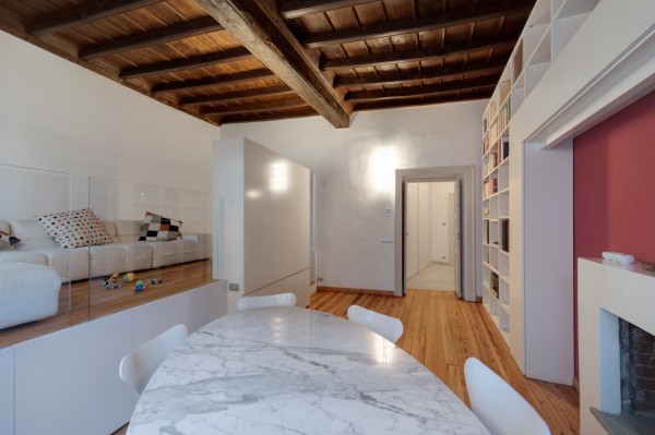 HouseT_UAU_02